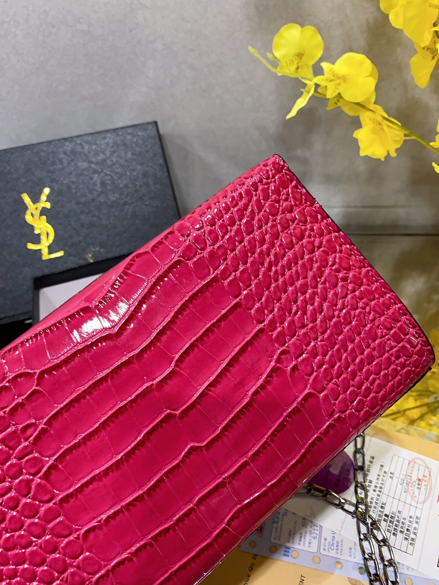 Ysl  Yves Saint Laurent Handbags