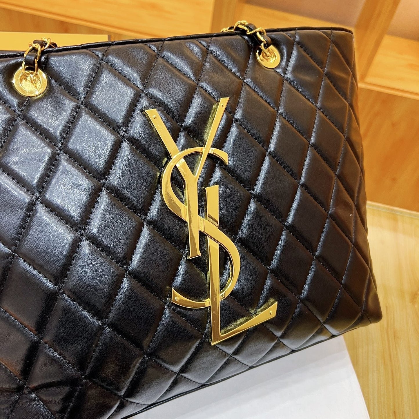 Ysl  Yves Saint Laurent Handbags