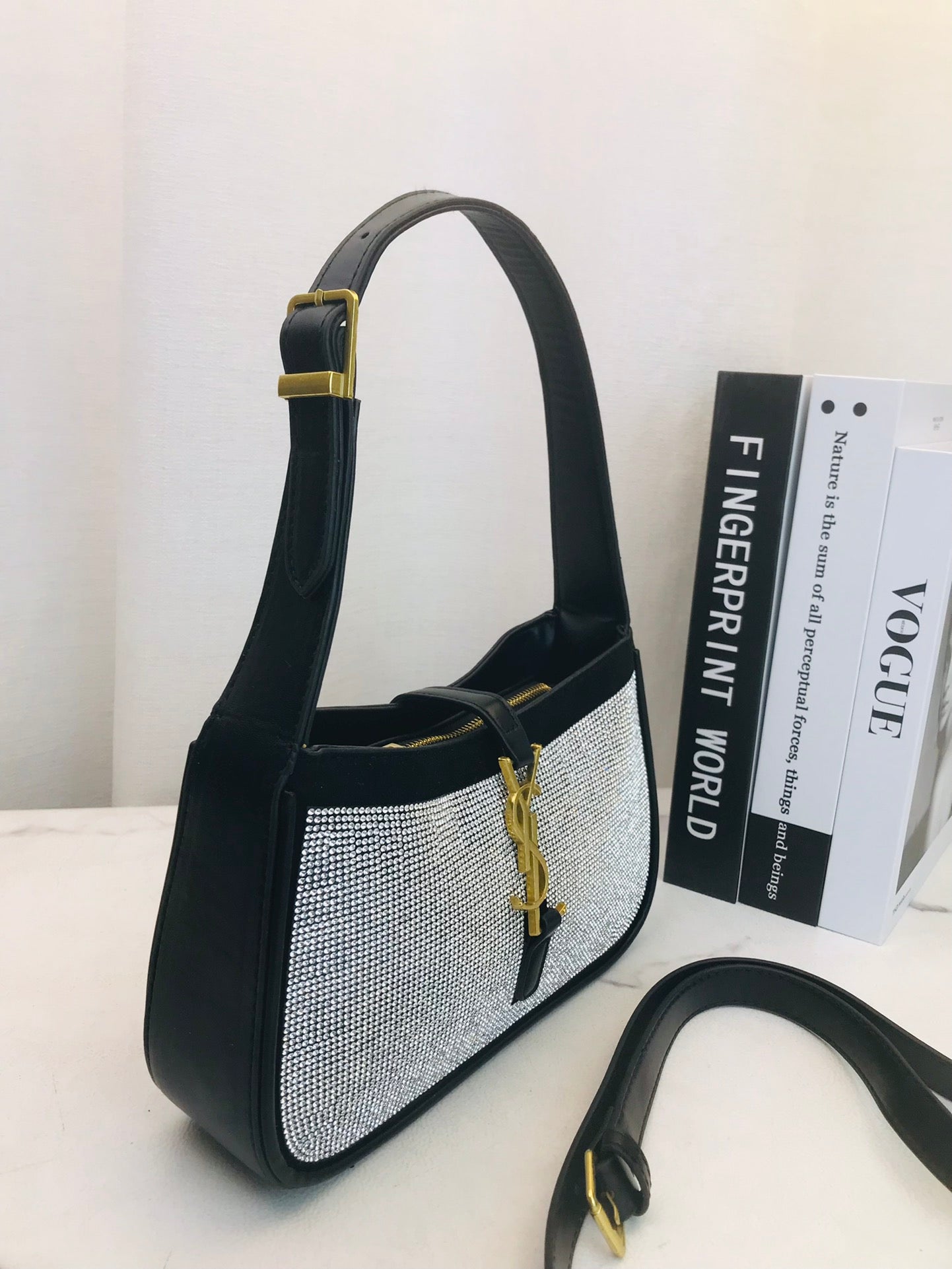 Ysl  Yves Saint Laurent Handbags