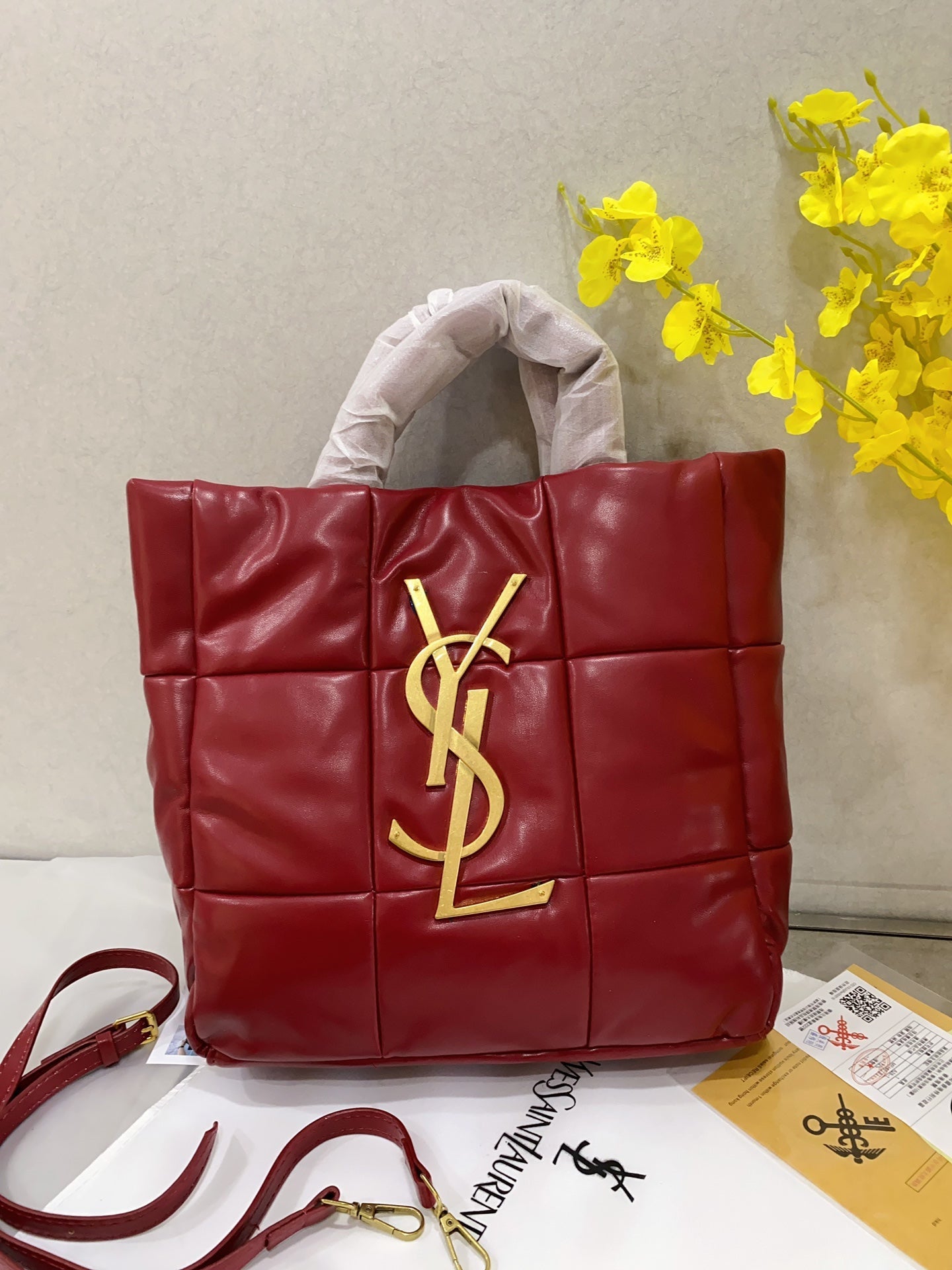 Ysl  Yves Saint Laurent Handbags