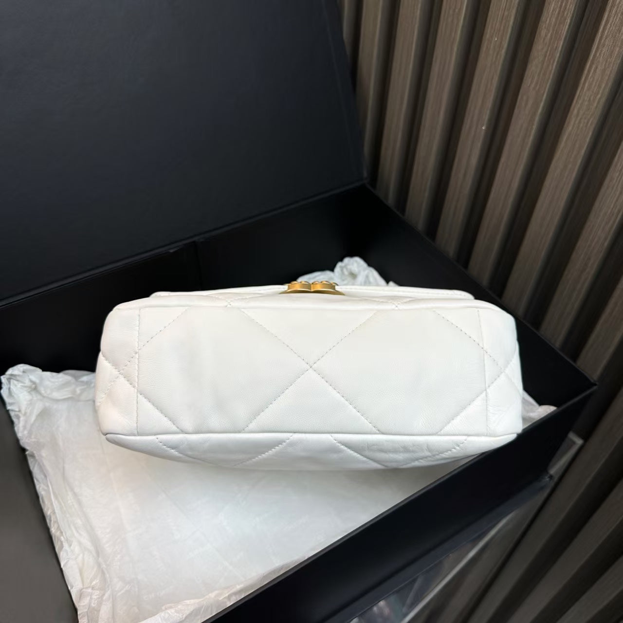 Chanel 19 Shoulder Bag White Leather